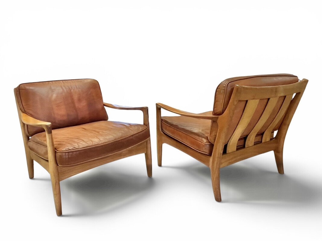 S 287 AG pair of cognac leather armchairs