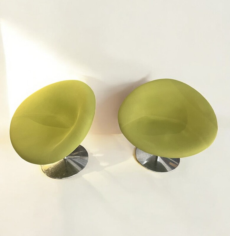 S 290 TH pair of green « globe » seats by Pierre Paulin for Artifort, circa 1980