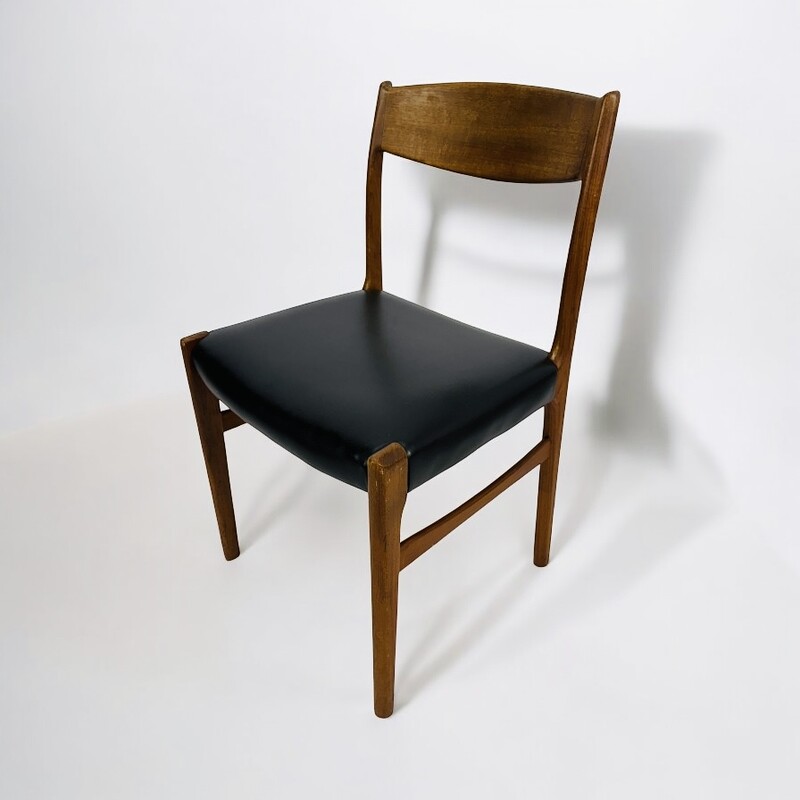 S 293 AG Set 8 solid teak and black leather dining chairs by A.W. Iversen