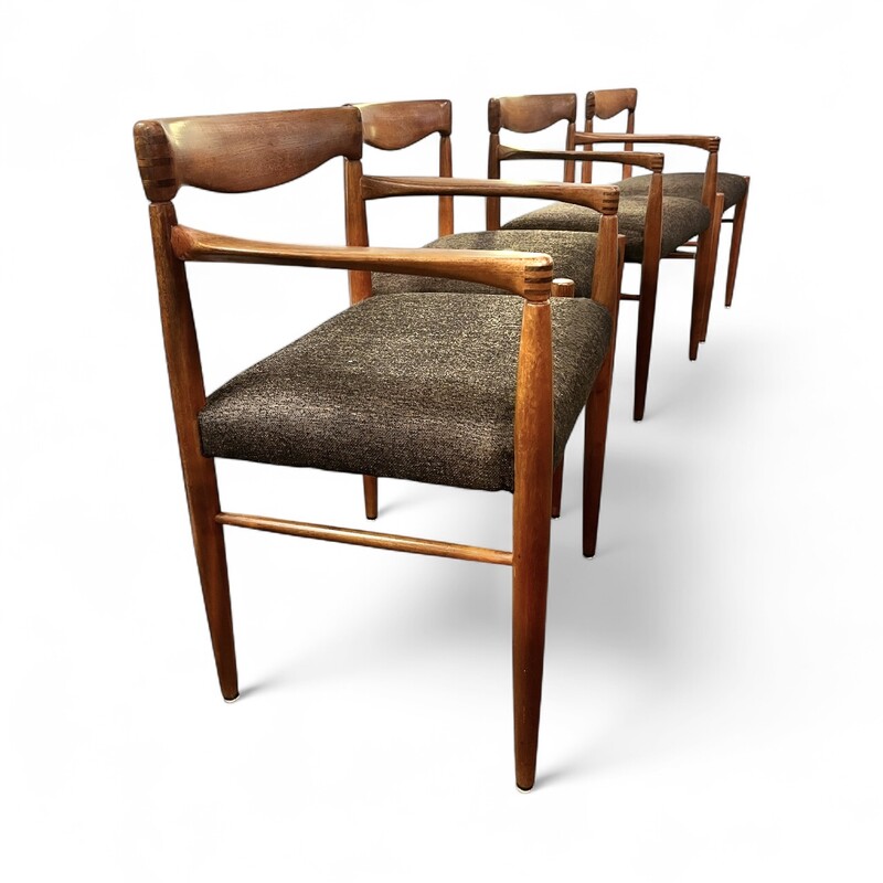 S 343 RP set of 2 chairs and 2 armchairs by Bramin 