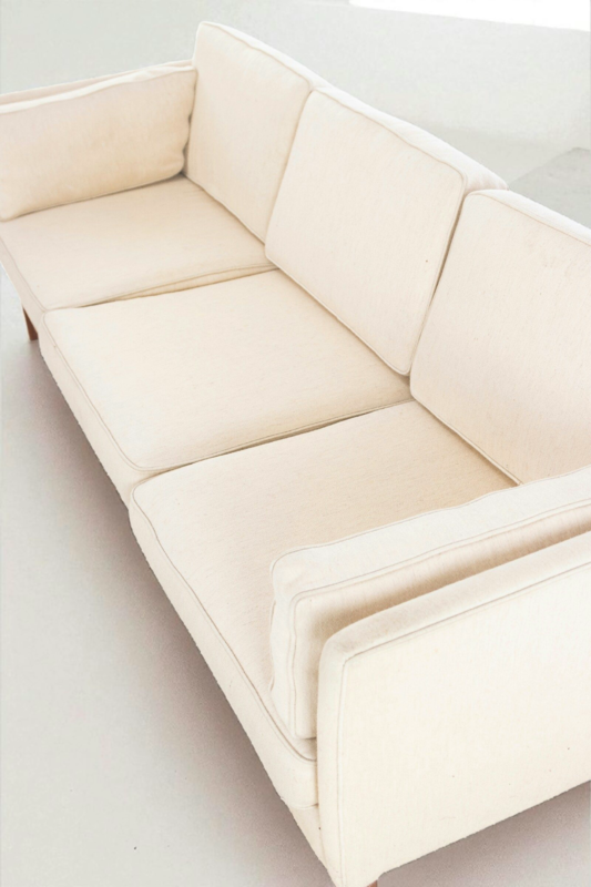 S 345 JC Three-seater freestanding sofa upholstered in light greige wool, by Erik Jørgensen