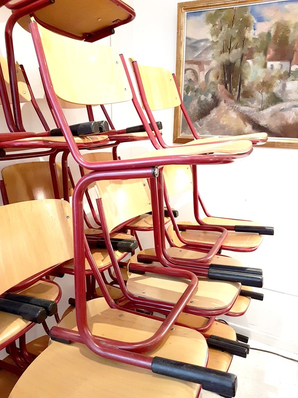 S 382 CW 40 collectivity chairs