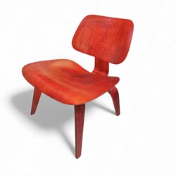 S 388 JB LCW Lounge Chair Wood, Charles & Ray Eames Evans / Herman Miller Chair sold by Herman Miller, but produced by Evans Plywood in 1948-1949 refinished as original