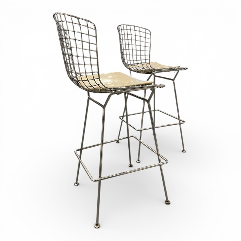 S 402 APO pair of bar stools by Bertoia