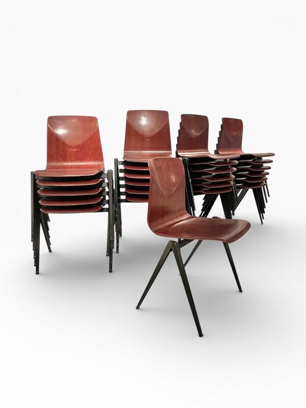 S 501 OB stackable chairs, 1960’s 