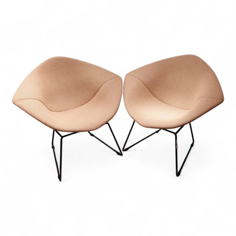 S 503 JB Pair Diamond chairs Knoll intarnational new upholstery