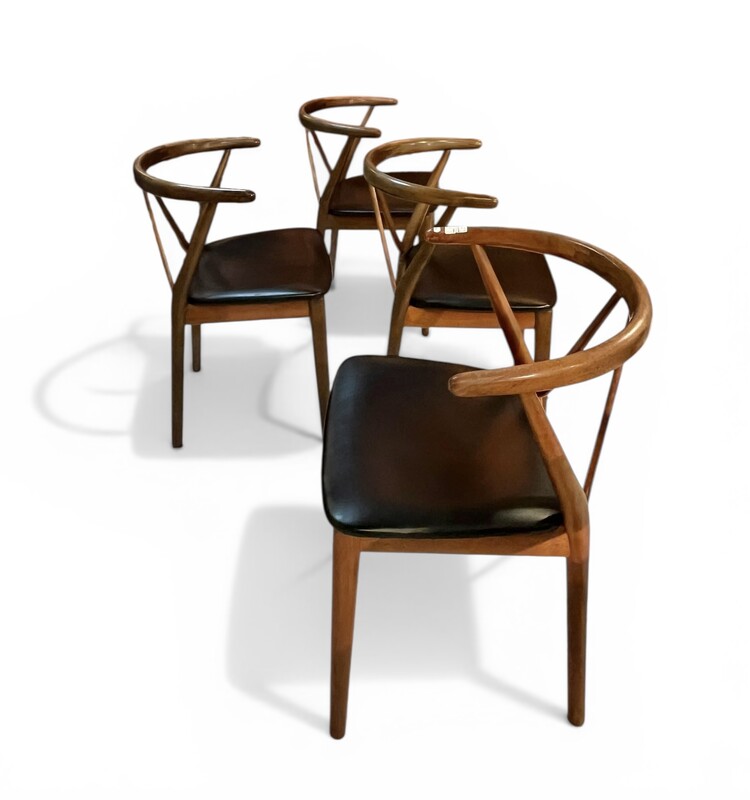 S 523 FL set of 4 chairs HENNING KJAERNULF, Bruno Hansen, model 'Wishbone',1960s, Denmark 