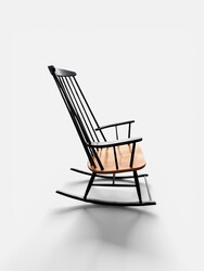 S 527 AG rocking chair by IImari Tapiovaara