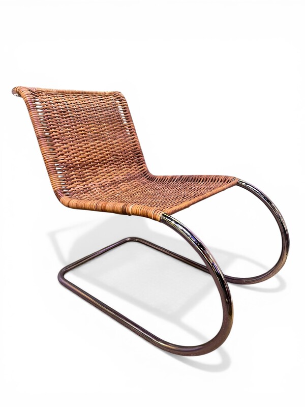 S 529 YD Ludwig Mies van der Rohe, model MR10