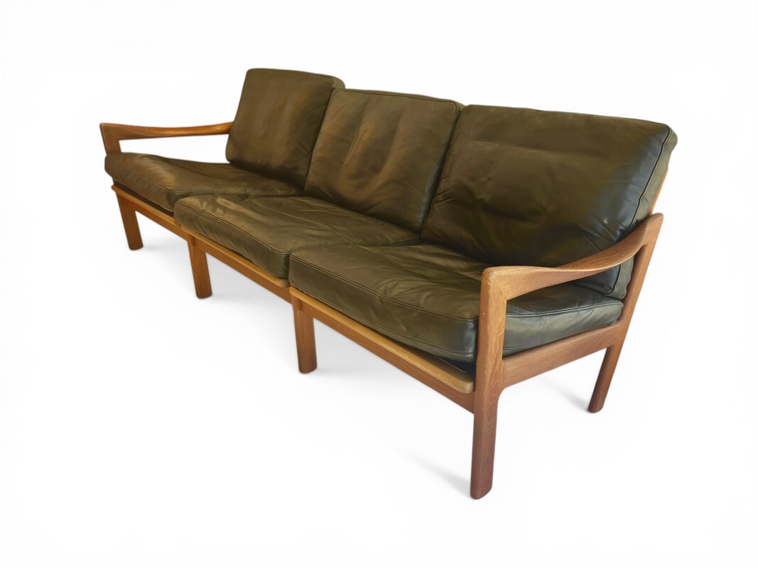 S 534 SC teak and black leather sofa by Illum Wikkelso for Niels Eilersen