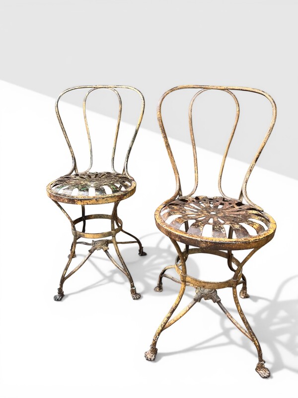 S 541 RD pair of Pair of garden chair, Arras Saint-Sauveur, 19th c.