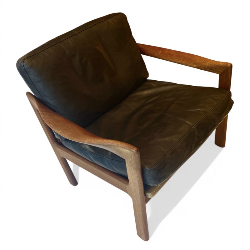 S 542 SC pair of S 534 SC teak and black leather armchairs  by lllum Wikkelso for Niels Eilersen