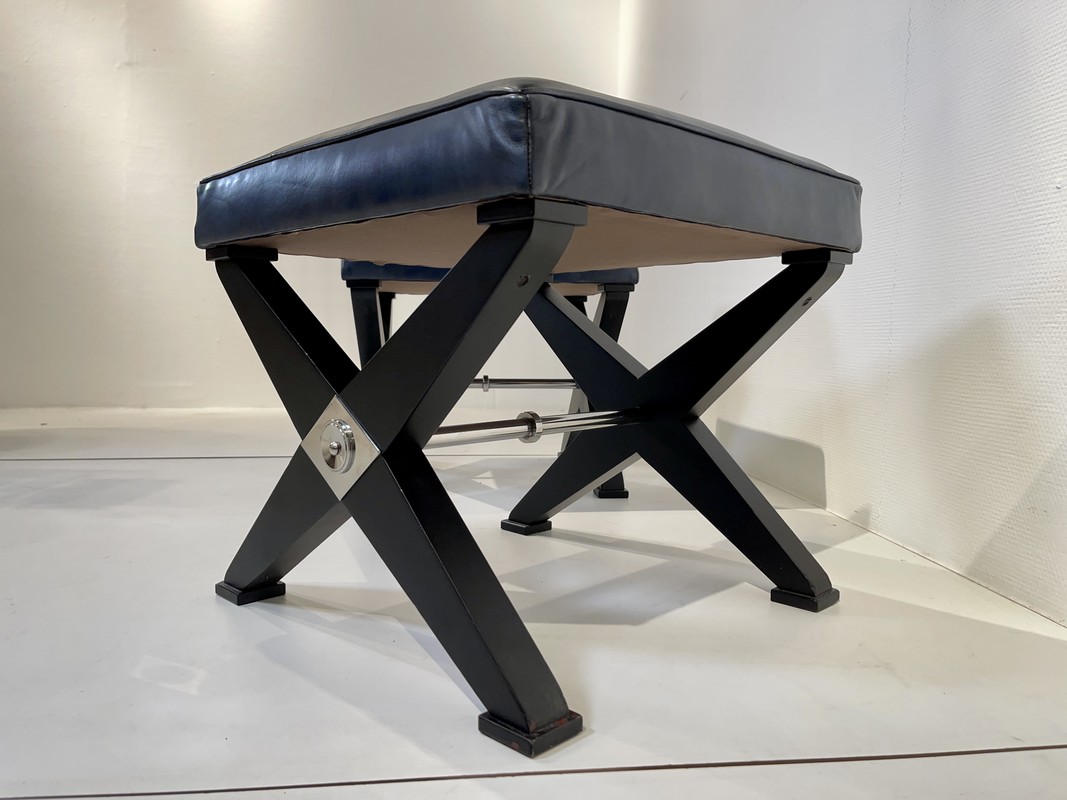 S 797 AG pair of stools, leather 