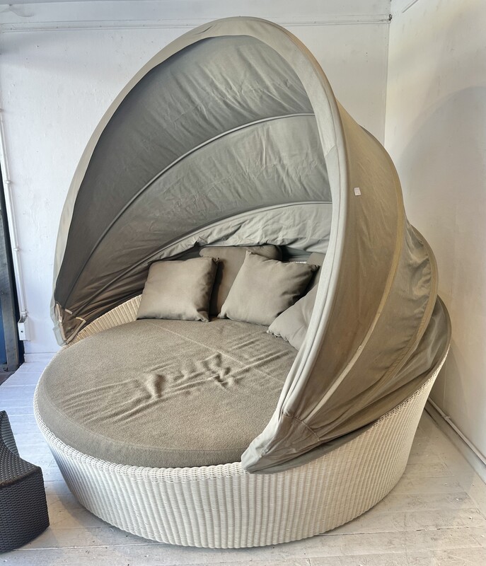 Dedon loveseat clearance